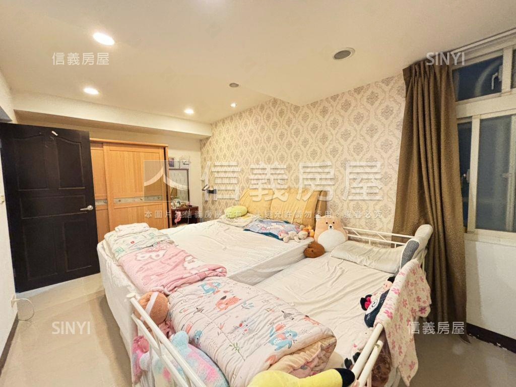 近萬大捷運線時尚裝潢四房房屋室內格局與周邊環境