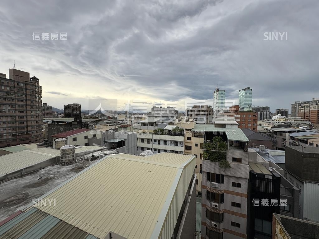 大三房車位★近西區柳川房屋室內格局與周邊環境
