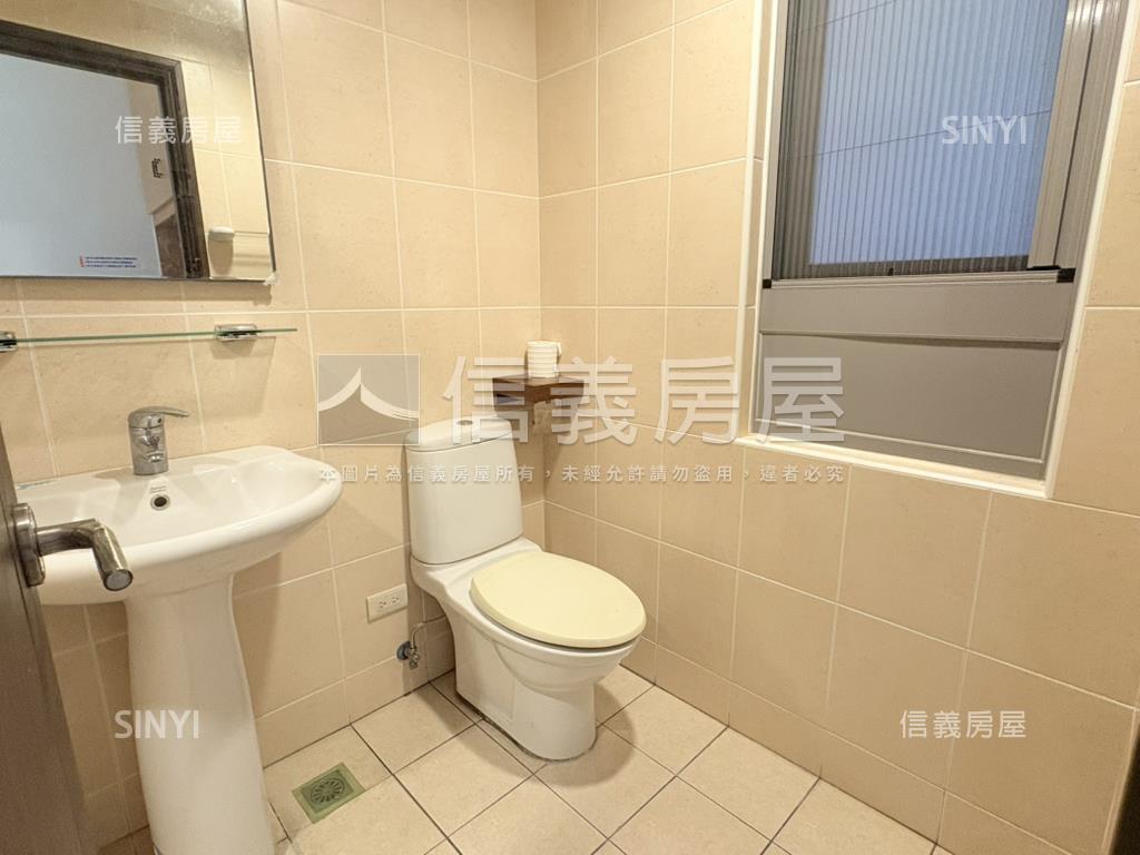 耶魯簡約光亮三房房屋室內格局與周邊環境
