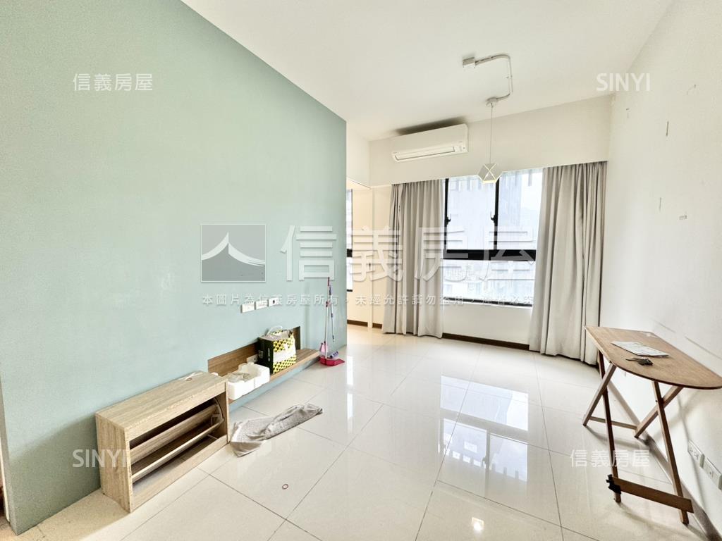 湛然龍邸明亮兩房稀有釋出房屋室內格局與周邊環境