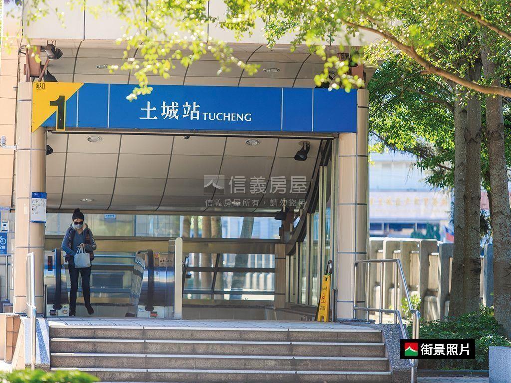 湛然龍邸明亮兩房稀有釋出房屋室內格局與周邊環境