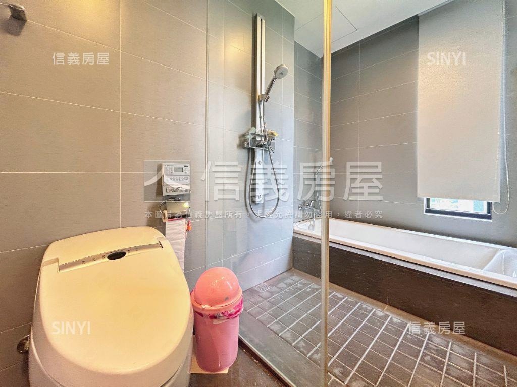 采匯※豪邸四房車位房屋室內格局與周邊環境