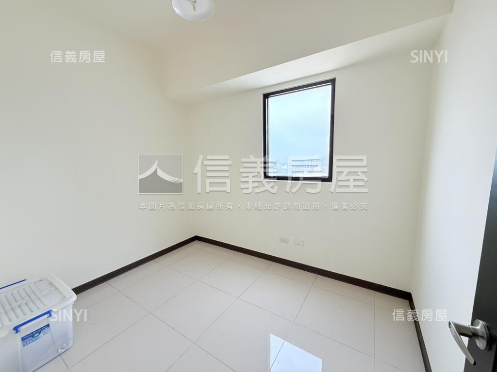 龍騰Ｍ時代。邊間２房車位房屋室內格局與周邊環境