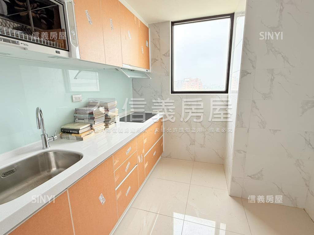 龍騰Ｍ時代。邊間２房車位房屋室內格局與周邊環境