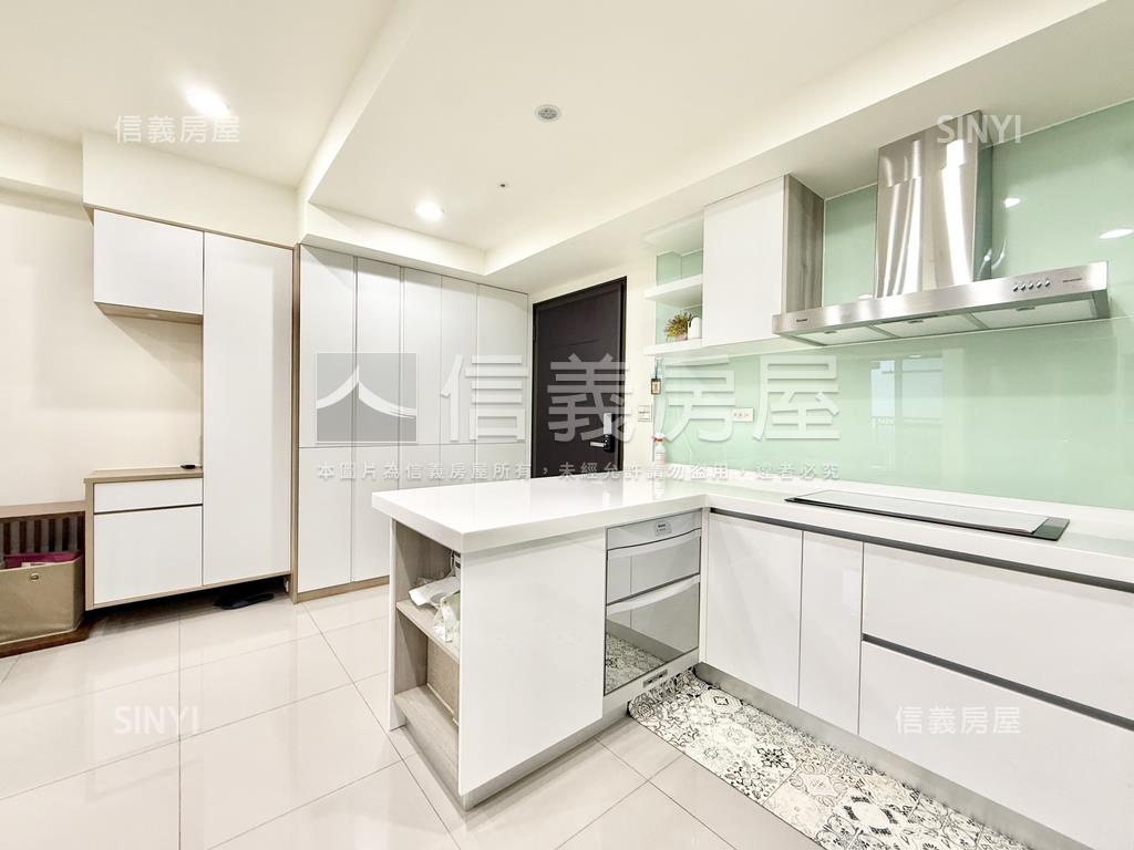 歐德美裝兩房車位房屋室內格局與周邊環境