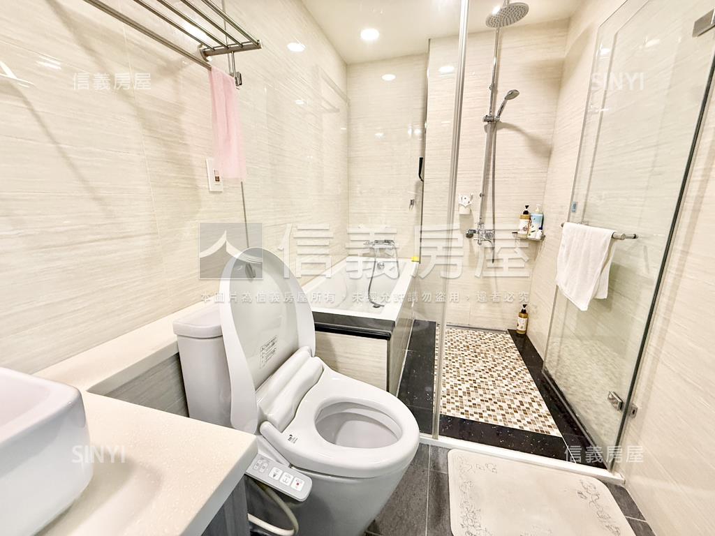 歐德美裝兩房車位房屋室內格局與周邊環境