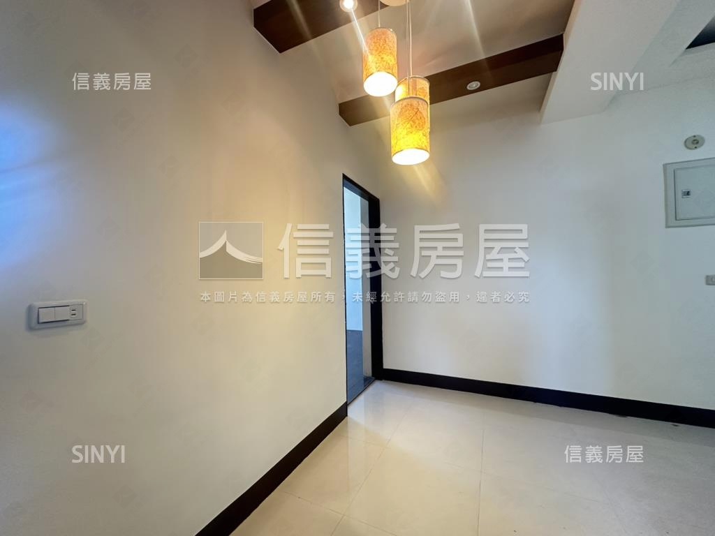 光復路４房公寓平車房屋室內格局與周邊環境