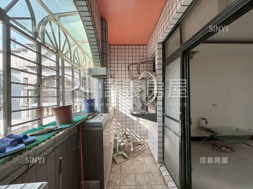 大降２００萬園區四房平車房屋室內格局與周邊環境