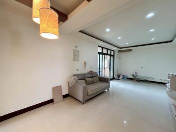 屋主誠意出售園區４房平車