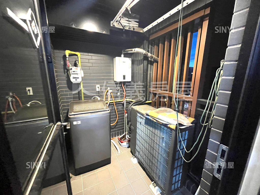 縣三精華區兩房公園１號房屋室內格局與周邊環境