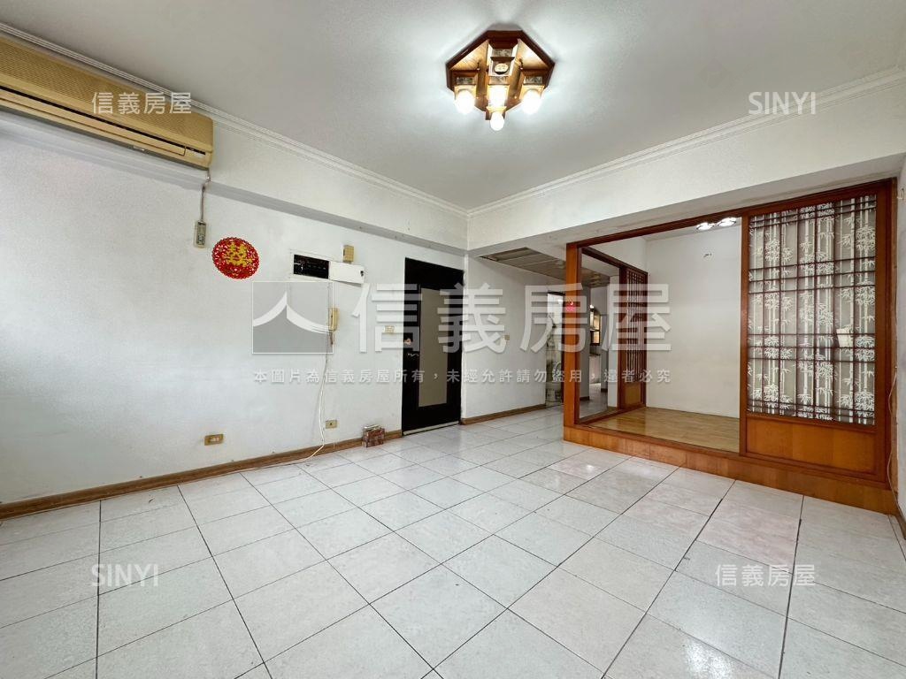 景安稀有雙併華廈三房房屋室內格局與周邊環境