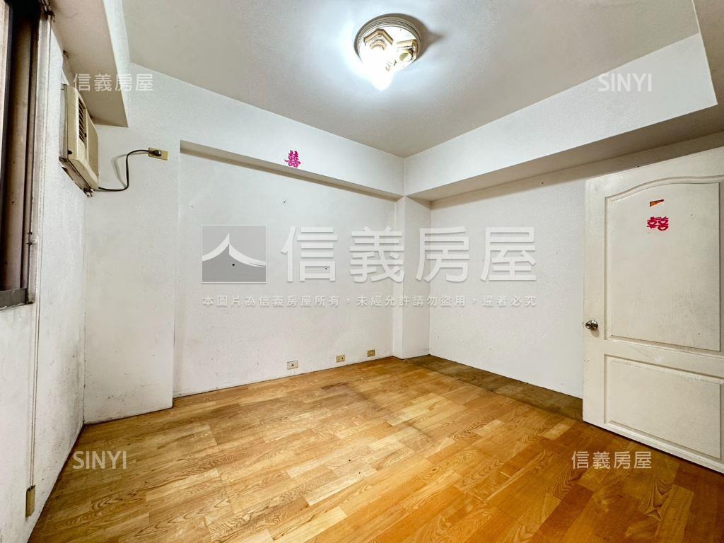 景安稀有雙併華廈三房房屋室內格局與周邊環境