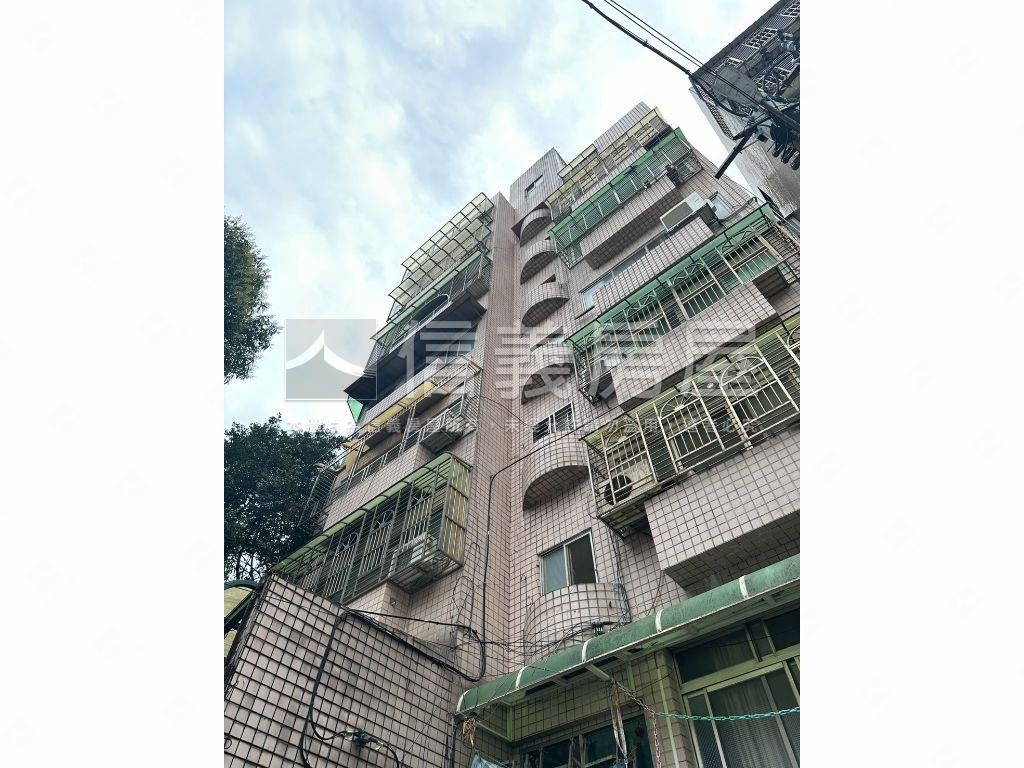 景安稀有雙併華廈三房房屋室內格局與周邊環境