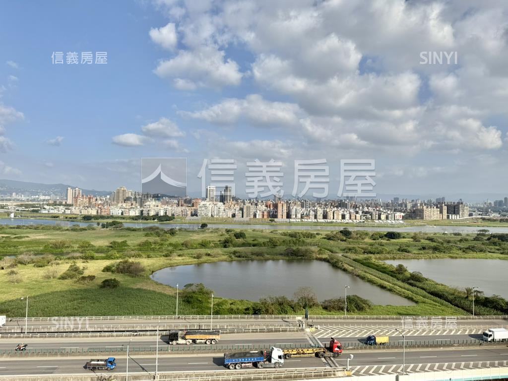 ＳＫＹ正河景裝潢兩房車位房屋室內格局與周邊環境