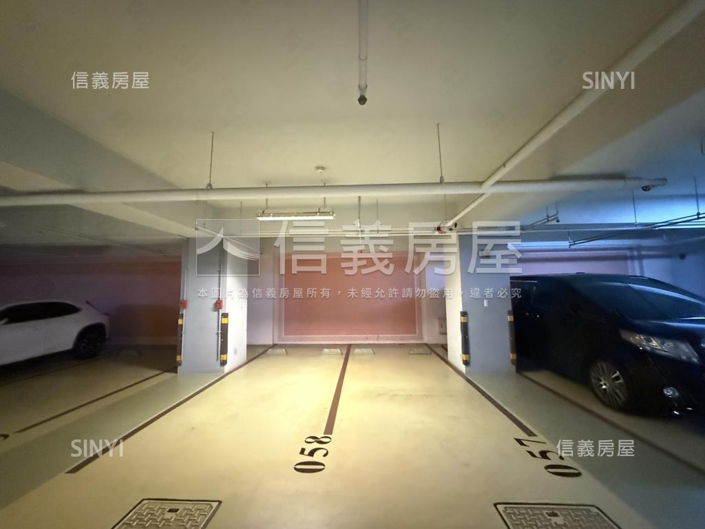 急！屋主搬家裝箱中★米蘭房屋室內格局與周邊環境