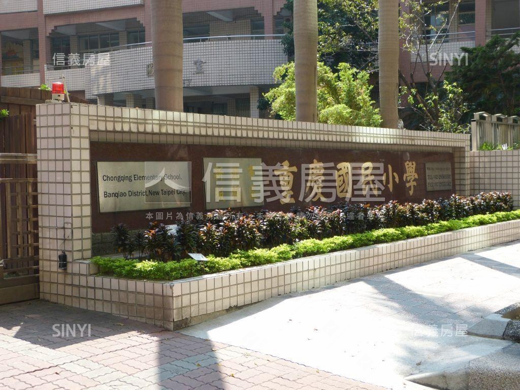 五權公園低總價頂加房屋室內格局與周邊環境