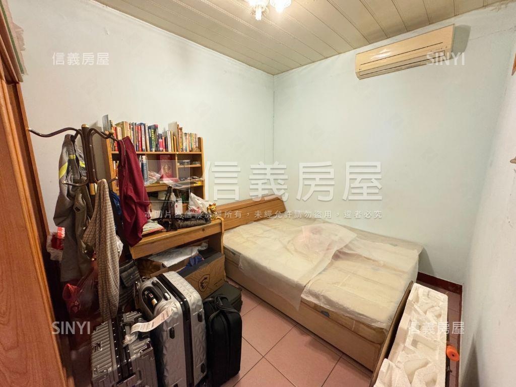 五權公園低總價頂加房屋室內格局與周邊環境