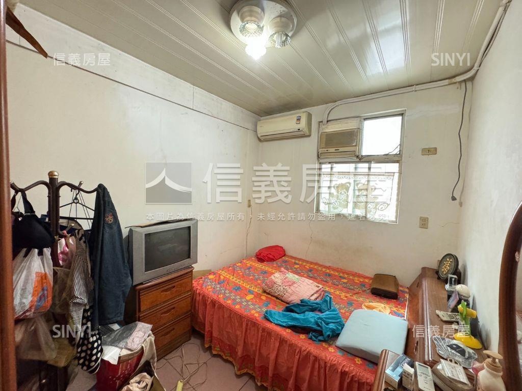 五權公園低總價頂加房屋室內格局與周邊環境