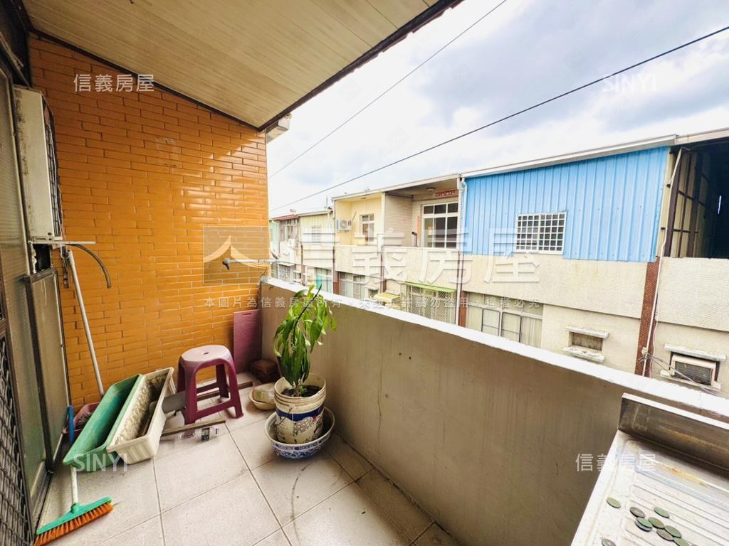 洲尾街活巷ＲＣ透天房屋室內格局與周邊環境