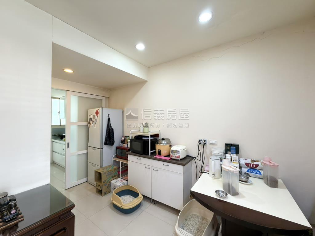國泰格局方正採光美寓房屋室內格局與周邊環境