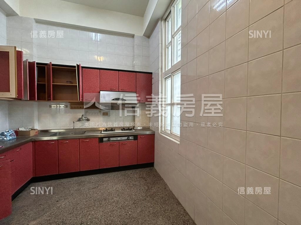 稀有釋出！近台積大透天房屋室內格局與周邊環境
