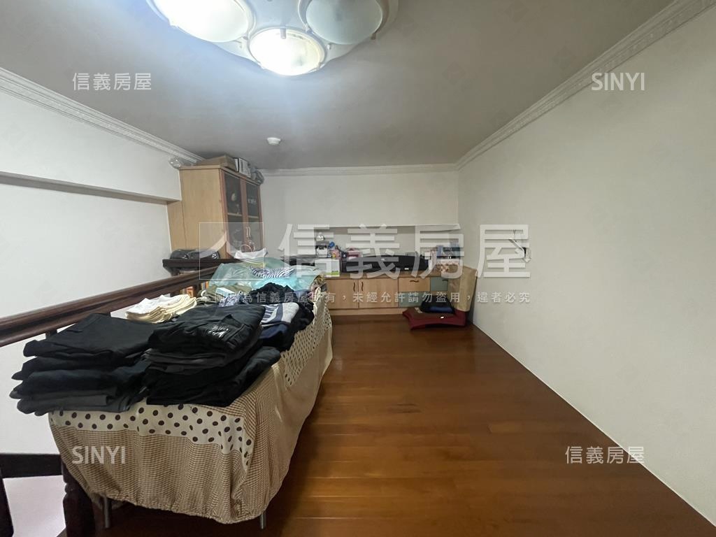 高財生１＋２房附車位房屋室內格局與周邊環境