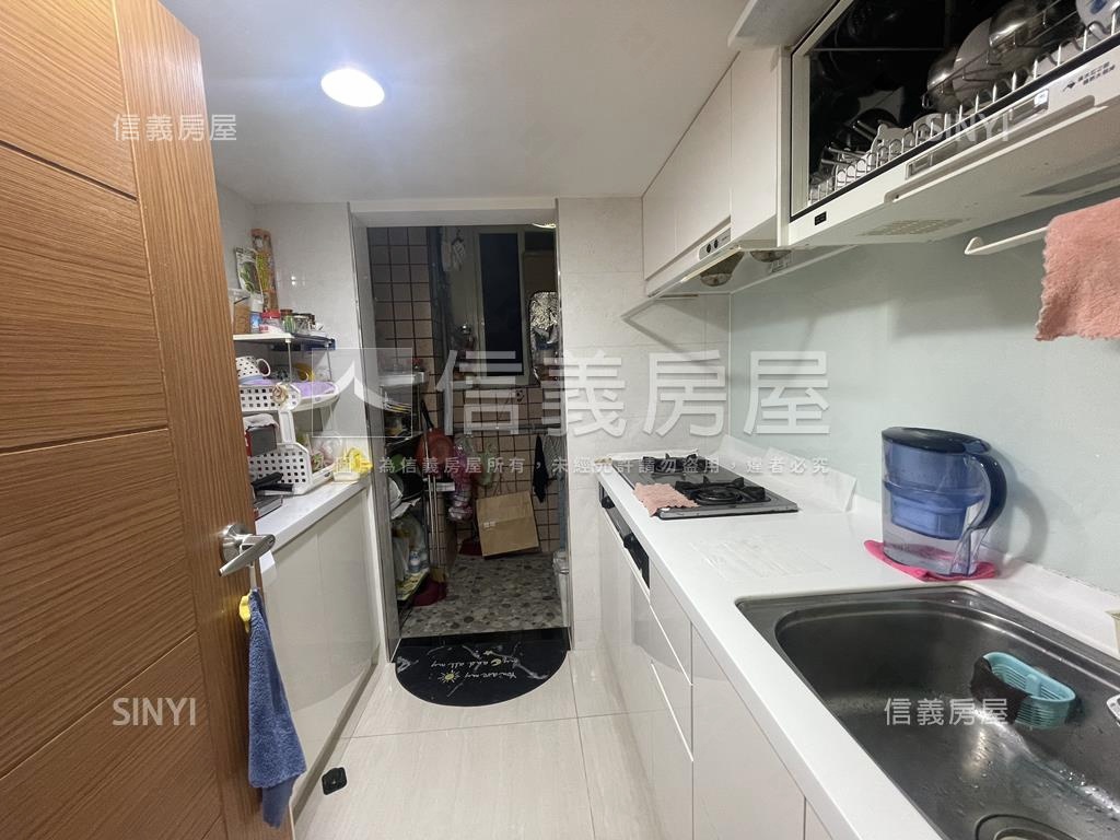 高財生１＋２房附車位房屋室內格局與周邊環境