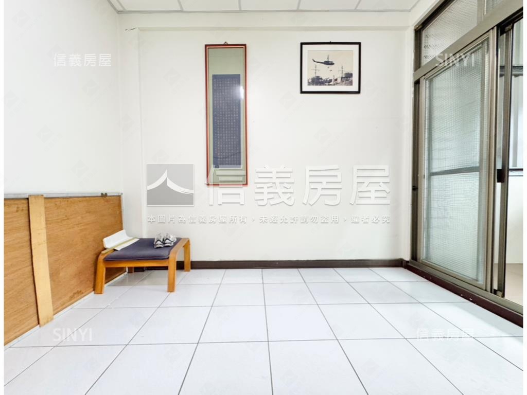 專任★大里屋況佳美透天房屋室內格局與周邊環境