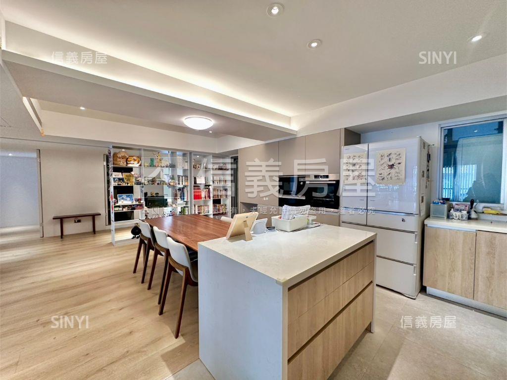 雙敦邊間陽光高雅電梯四房房屋室內格局與周邊環境