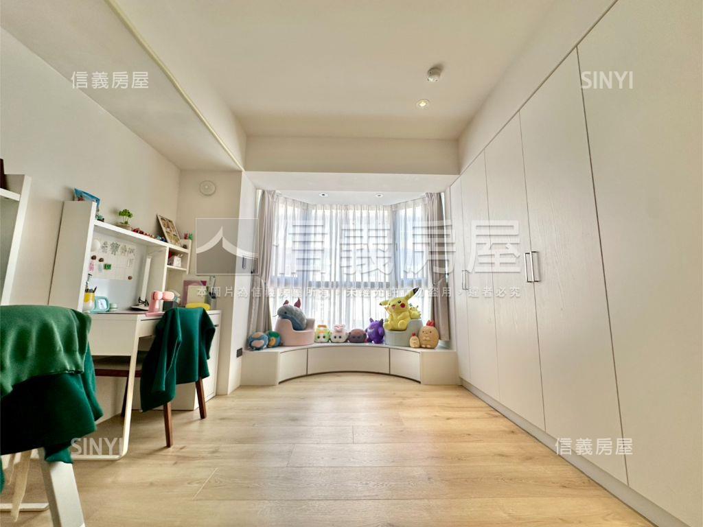 雙敦邊間陽光高雅電梯四房房屋室內格局與周邊環境