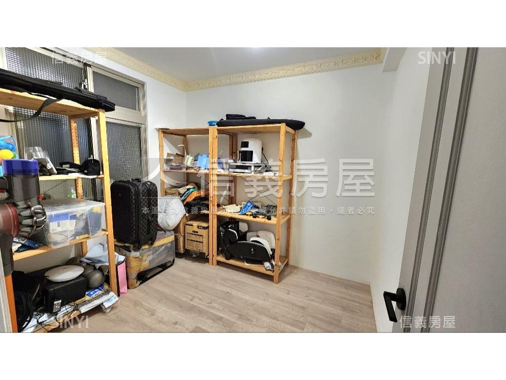 站前公園三房二樓房屋室內格局與周邊環境