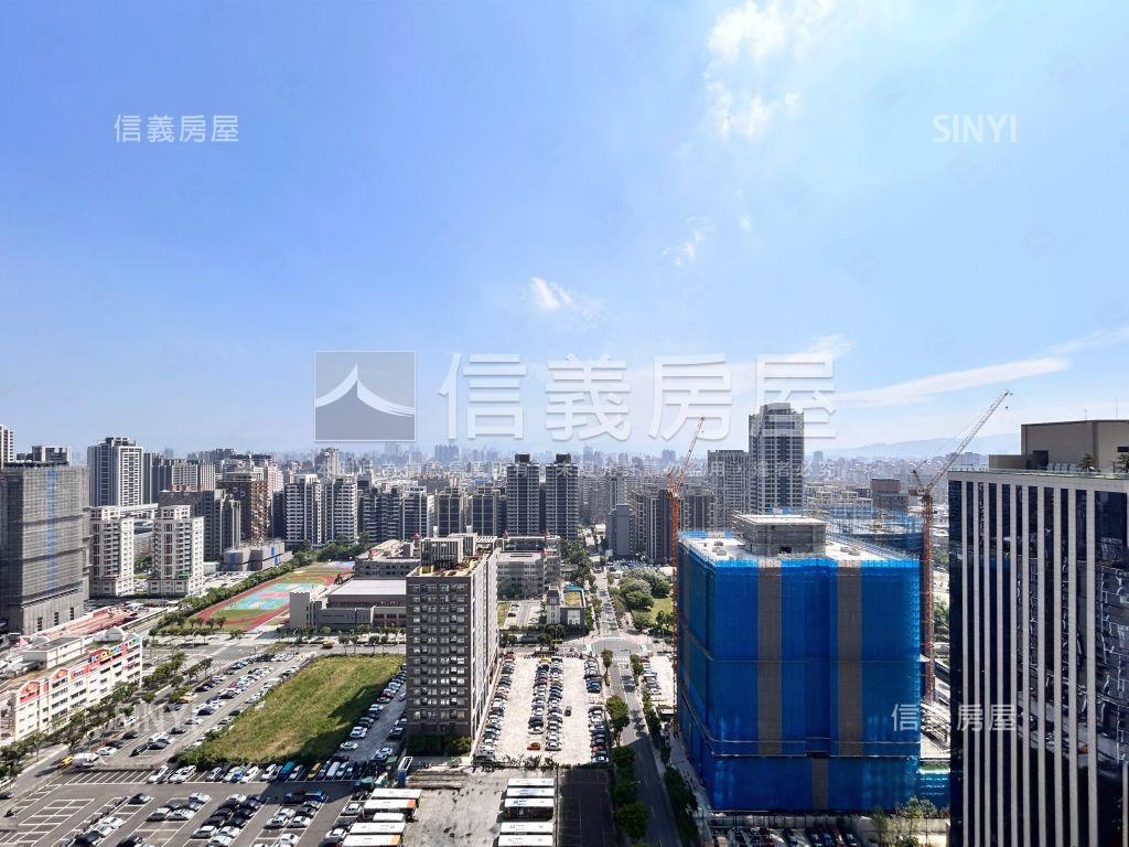 米蘭頂樓景觀戶房屋室內格局與周邊環境
