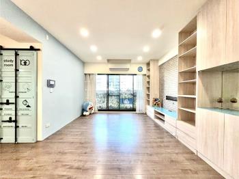 近中國醫，公園四房平車