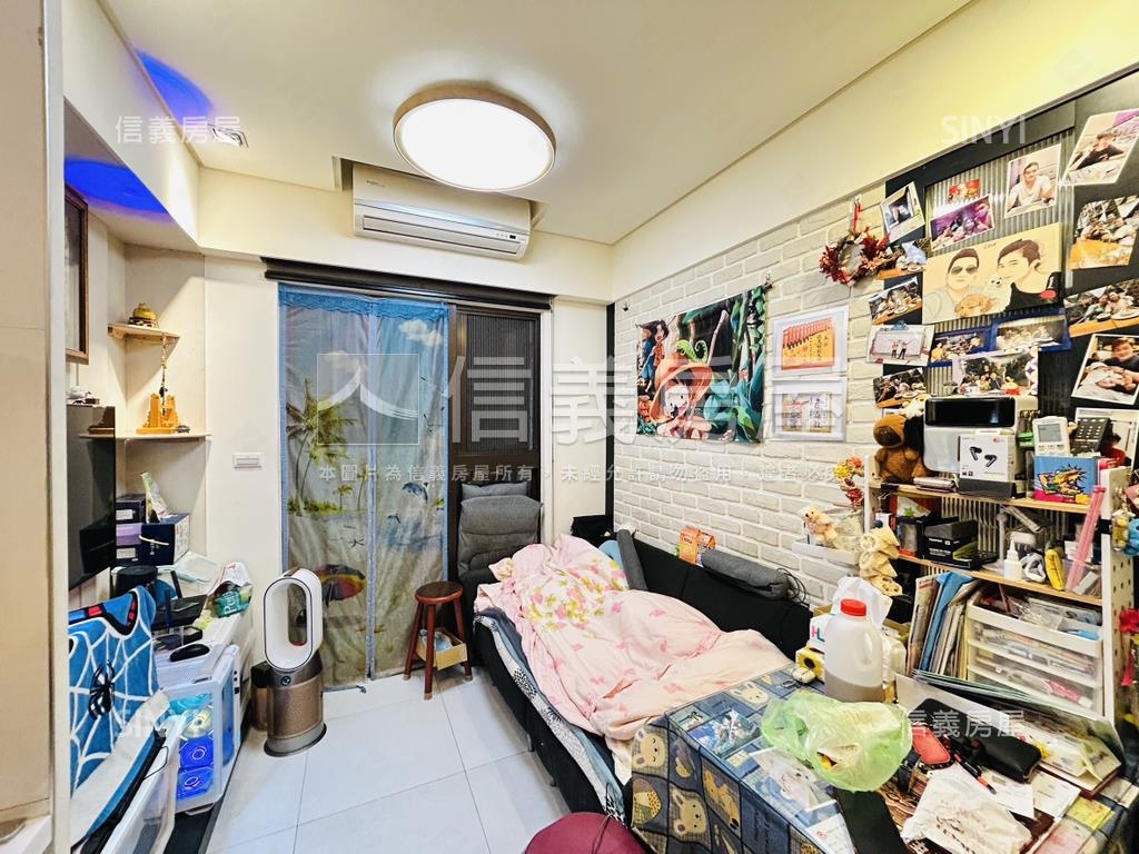 專任禮築臻藏兩房車位房屋室內格局與周邊環境