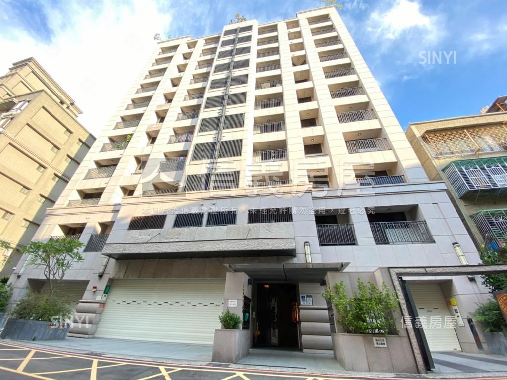 專任禮築臻藏兩房車位房屋室內格局與周邊環境