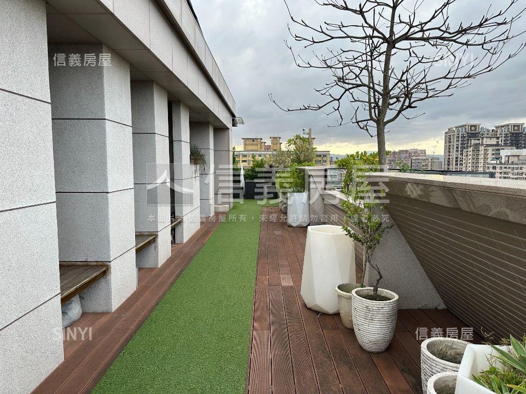 專任禮築臻藏兩房車位房屋室內格局與周邊環境