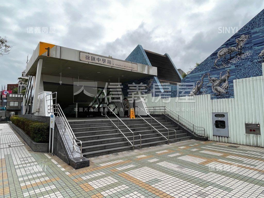 近捷運仁華電梯大空間房屋室內格局與周邊環境