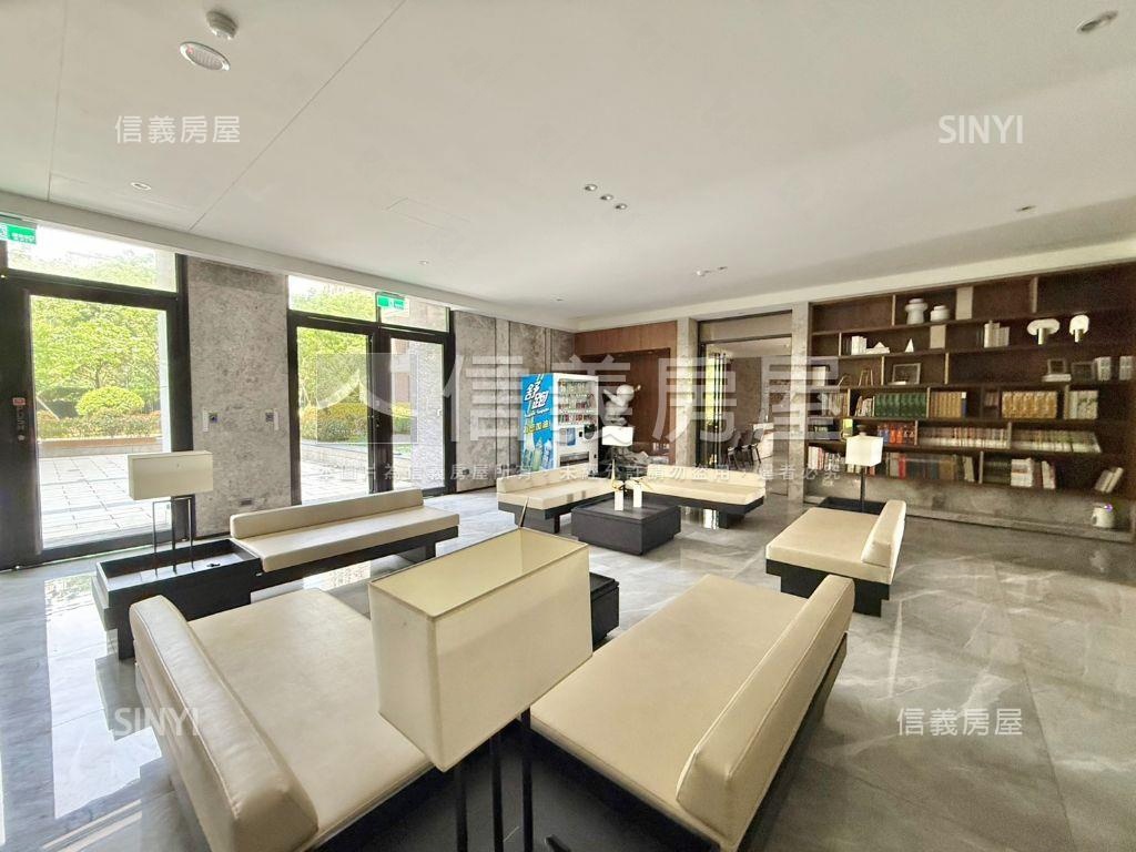 耘萃庭院樹景挑高兩房房屋室內格局與周邊環境