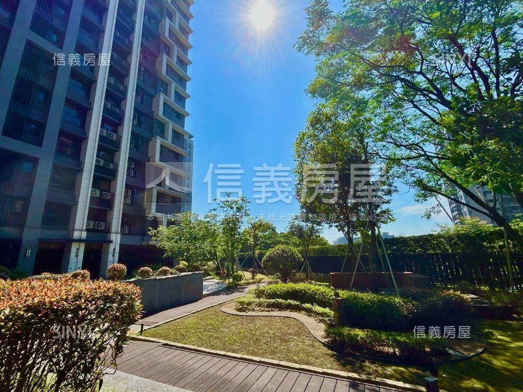 耘萃庭院樹景挑高兩房房屋室內格局與周邊環境