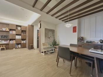 近竹科精裝美三房平車