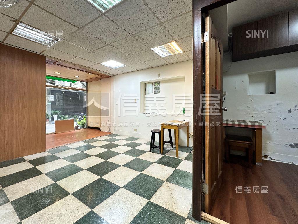 伊通街稀有釋出金店面房屋室內格局與周邊環境