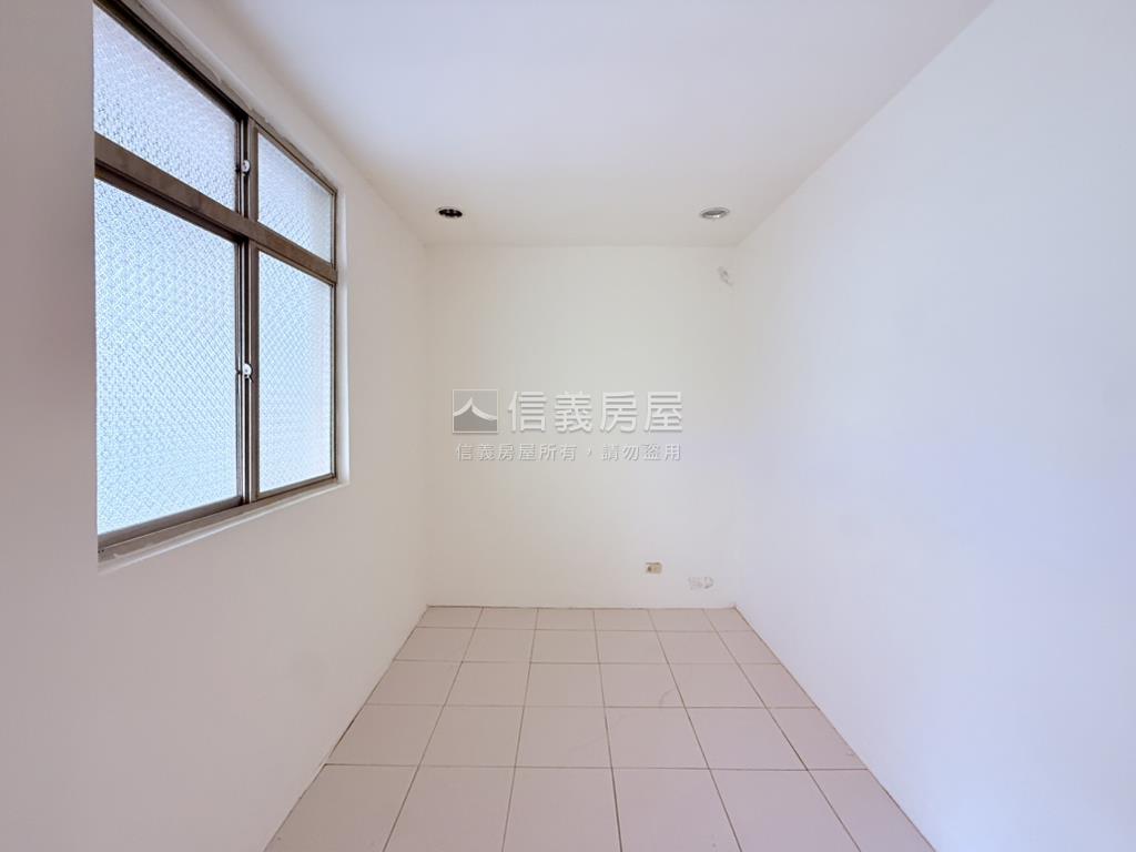 出價談！龍安街公寓房屋室內格局與周邊環境