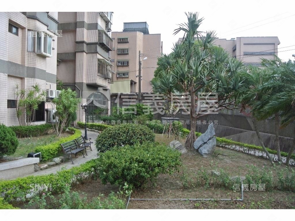 文化商圈稀有甲天廈３房房屋室內格局與周邊環境
