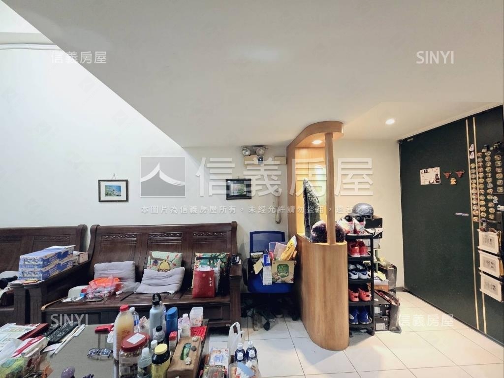 帝王居新婚採光電梯房屋室內格局與周邊環境