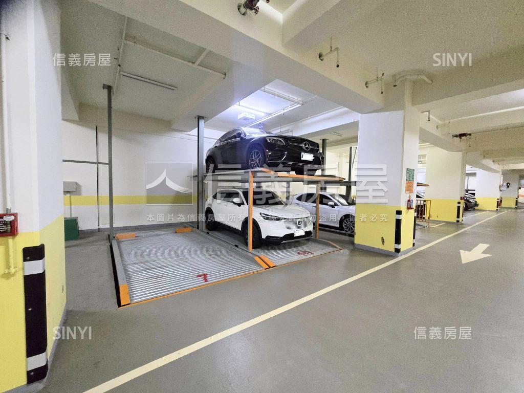 鄉林高樓三房車位房屋室內格局與周邊環境