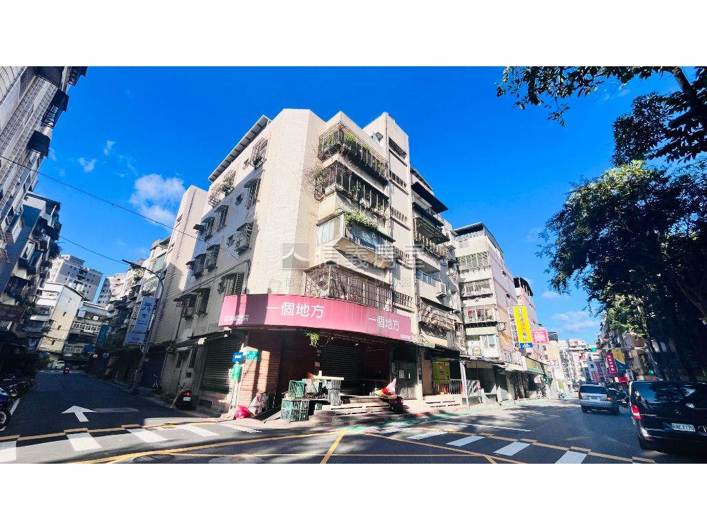 學校好近東湖一樓房屋室內格局與周邊環境
