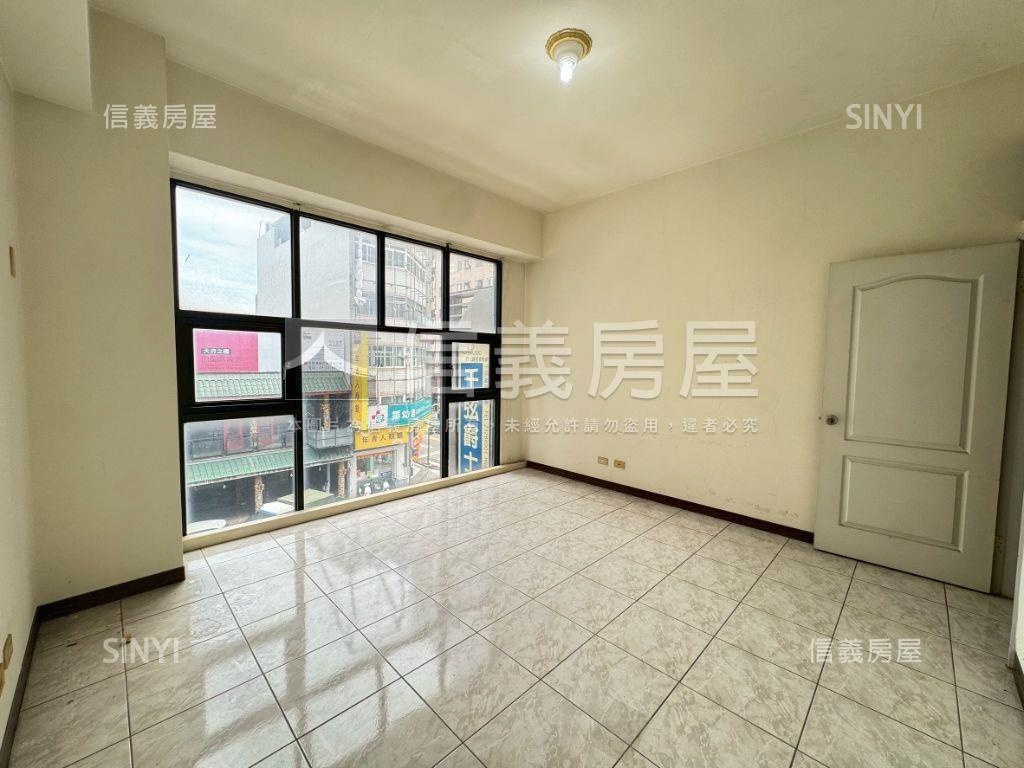 正公益路優質店面房屋室內格局與周邊環境