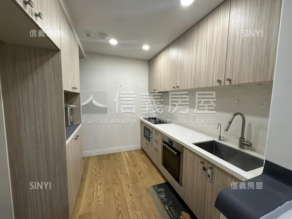 ＮＹ２１美式裝潢漂亮三房房屋室內格局與周邊環境