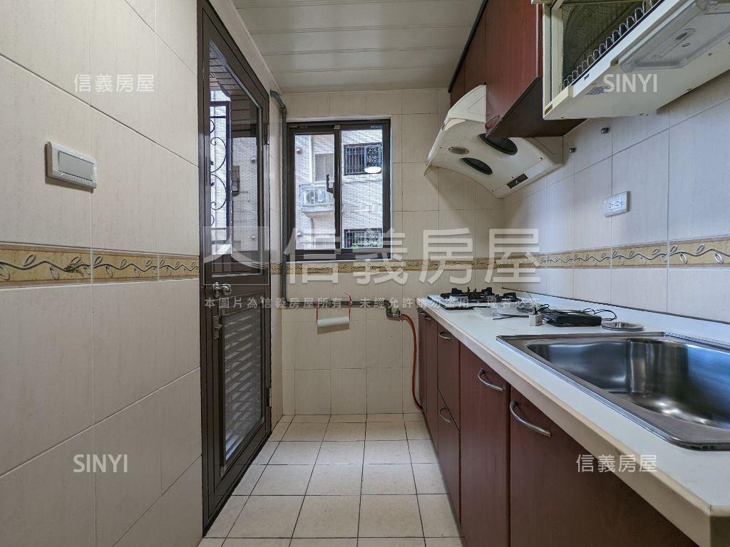 ＹＥＳ歐經典。屋況好兩房房屋室內格局與周邊環境