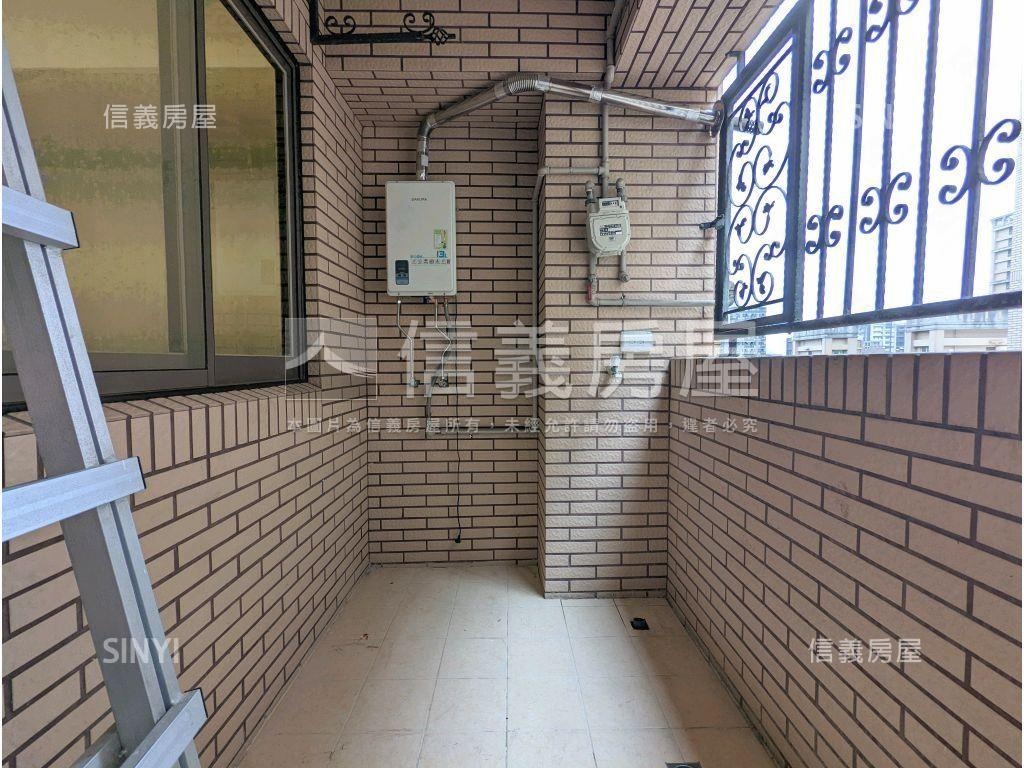 ＹＥＳ歐經典。屋況好兩房房屋室內格局與周邊環境